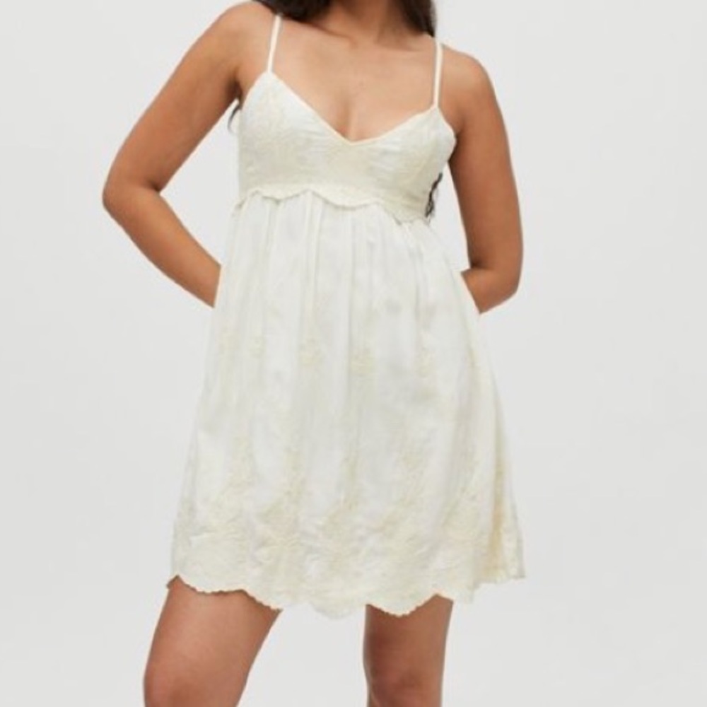 UO Jamie Embroidered Babydoll Dress